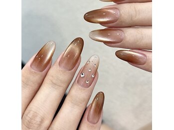 ネイルサロンアンドスクール ラフィーネ 池袋店