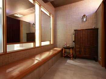 アジアンハーブス 天王寺MIO店/ウェイティング