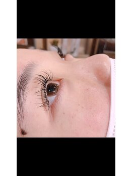 フリルアイビューティ 豊中店(Frill Eye Beauty)/