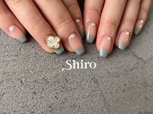 シロ 浜松駅前店(Shiro)/《フレンチネイル》