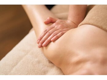 ブルーム(B.LOOM)/リンパマッサージ