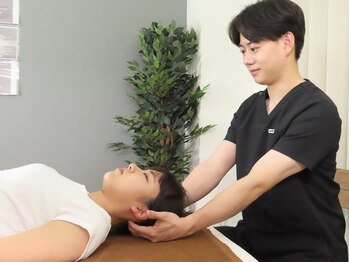 アンティオール 札幌店の写真/【9時～22時まで営業】お仕事終わりに叶う首/肩こり/腰痛根本改善整体◎独自の骨盤矯正/筋膜リリース