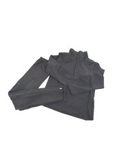 ヨサパーク レオ 籠原(YOSA PARK Rheo)/専用のウェアにお着替え