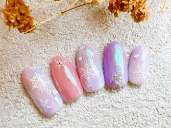 アミネイルズ(AmiNails)/パステル雪の結晶ネイル♪