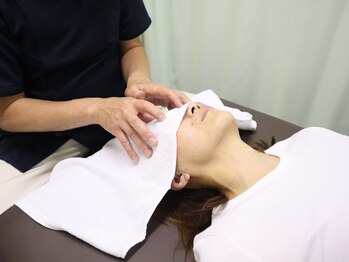 整体アンド足つぼサロン らくだ/