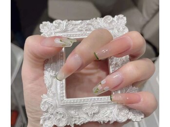 チークフレンチネイル