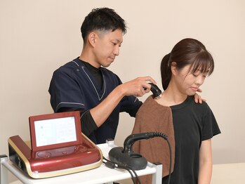 つばき接骨院/最新機器で症状に合わせて◎