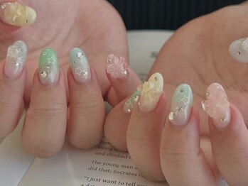 ルア(lua.)の写真/持ち込み歓迎☆個性を引き出すネイルを多数のカラーやパーツから選んでトレンドデザインを思いのままに♪