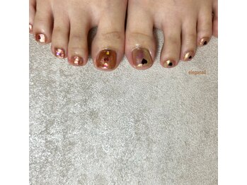 エレガネイル(elega nail)/