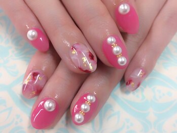 フォンテーヌブロー 野々市店(Fontaine Brow)/付け放題フリーデザインネイル