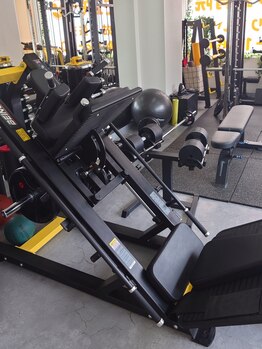 バナナフィットネス/レッグプレス&ハックスクワット