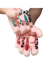 グローネイルズ(Glow Nails)/