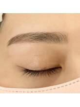 ビューステージ アイブロウサロン 京橋/平行眉