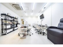ベストネイル 渋谷109前店(Best Nail)の雰囲気（キラキラワンホンネイルで特別な日に☆[スカルプ/長さだし/渋谷]）