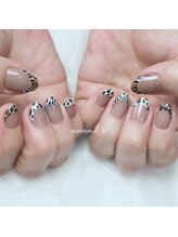 レインボーネイルズ(Rainbow nails)/