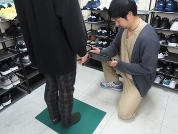 ナカザワ(NAKAZAWA)/施術の流れ2・足の評価