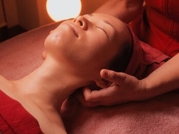 ボディヒーリング 楽/首コリに。。。