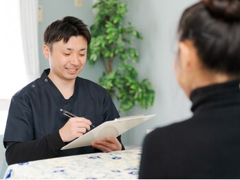 リユウ整体 江坂院(Re:you整体)の写真/《目の疲れや頭痛、首肩コリにお悩みの方に◎》根本から改善できるように首など姿勢の歪み改善もサポート！