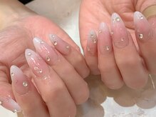 エフ ファースト(F.1st)の雰囲気(ロングのアクリルスカルプチュアで長さだしもおまかせください♪)