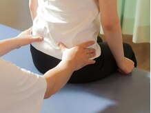 しんぐう整体院の雰囲気（施術の前に姿勢をチェックして、あなたの悩みを解決します）