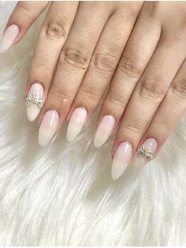 ベルズ(bells)/乳白色ワンカラー