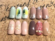 ネイルハウス ソレイユ(Nail House Soleil)の雰囲気（月替わり定額制ネイル(上)6160円（下）7260円お色の変更可能です）