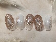 ネウィ ネイル 銀座(newi nail)/ニュアンスネイル　ゴールドラメ