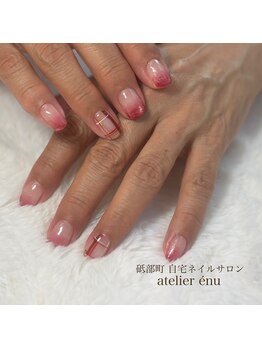 アトリエ エヌ(Atelier enu)の写真/シンプル・オフィス系ネイルはお任せ☆丁寧なカウンセリングで理想のデザインを実現！
