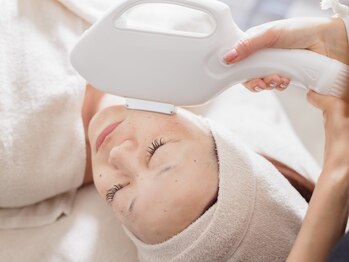 private salon SORAの写真/一度の施術で肌変化を実感◎大人の肌悩みに寄り添う集中ケア！ハリと透明感のあるツヤ肌へ導きます♪