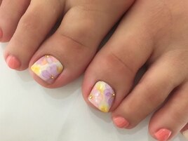 retreat nail