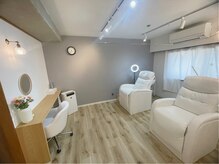 ビューティ サロン ライカ(Beauty Salon Raika)の雰囲気（リクライニングチェアでゆったり施術頂けます♪）