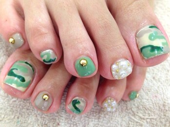 ネイルサロン ティディ(TIDY)/カモフラージュ柄