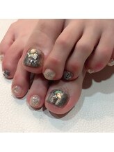 グラマラス アンジェアイ 荻窪店(glamourous ange eye)/グレージュフットネイル