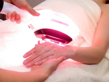 ミナミ(MINAMI)/手のシミケアもお任せください