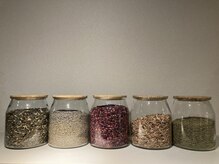 ザ ウエルネス ヒロオ(THE WELLNESS HIROO)/よもぎ蒸しのハーブは6種類