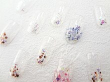 ネイルサロン クイール 小山店(NAIL SALON QUILL)/ラメがけ×お花フレーク