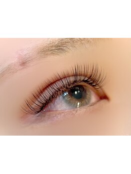 ボリュームのある目元にしたい