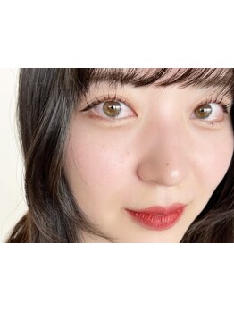 クールな目元にしたい