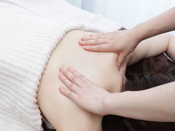 サロンベイビー 尼崎塚口店(Salon Baby)の写真/≪リンパドレナージュ×小顔美容整顔≫で相乗効果◎リンパで老廃物の排出を促進し、体のケア+圧倒的小顔へ