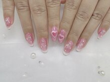 ハニービービー(Honey Bee Bee)/ハートマグフレンチネイル