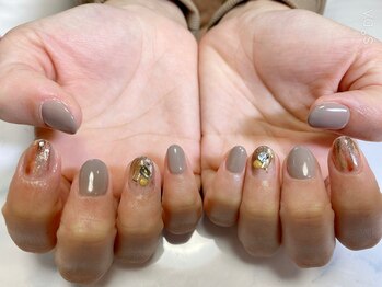 パールビューティーラッシュアンドネイル(Pearl Beauty Lash nail)/秋ネイル