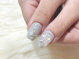 イニシャルネイル