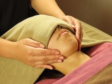 小瑠璃/人気の顔ほぐし