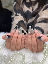 モアネイル 新宿/