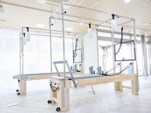《整体×マシンピラティススタジオ》La pilates 銀座駅前２号店【ラ ピラティス】の雰囲気（一人ひとりに合わせた整体×ピラティスで続けやすい♪/肩こり）