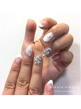 ネイルスタジオ レイナローズ(NAIL STUDIO Reina Rose)/ゴージャスにストーンしきつめ