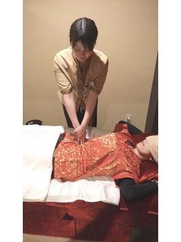 ナリラ(NALILA)/腸もみ 女性限定