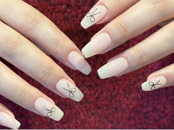 エマネイル 肥後橋店(EMA NAIL)の写真/【肥後橋駅徒歩3分】大人女性の為の上質サロン♪丁寧な施術で理想の指先を叶えてくれる★初めての方にも◎