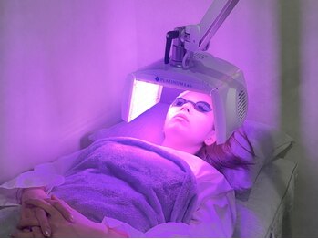 ホワイトニングビューティー 金沢駅前店(WHITENING BEAUTY)の写真/乾燥肌や敏感肌にも◎肌荒れ、ニキビケア、毛穴、などにお悩みの方へ★しみケア、たるみケアにも◎