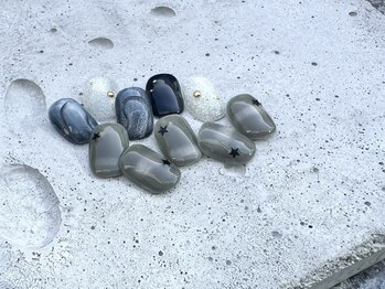 テテ 本店(tete)の写真/【ニュアンスデザインコース(オフ込)¥6300/サンプルの色変更OK】オシャレ女子の心をくすぐるデザインが多数